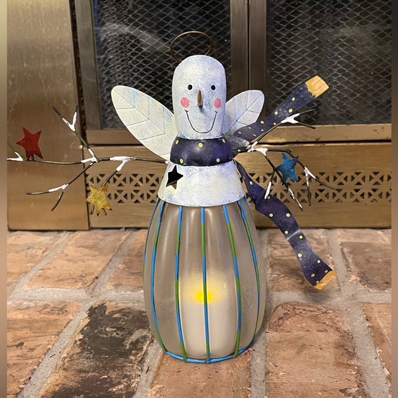 Frosty Friends Whimsical Snowman Candle Holder - Picture 1 of 3